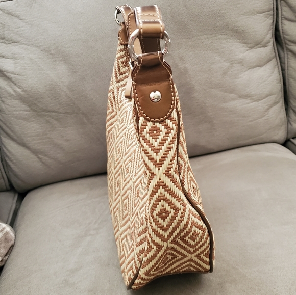 The SAK woven straw shoulder purse - Picture 4 of 13